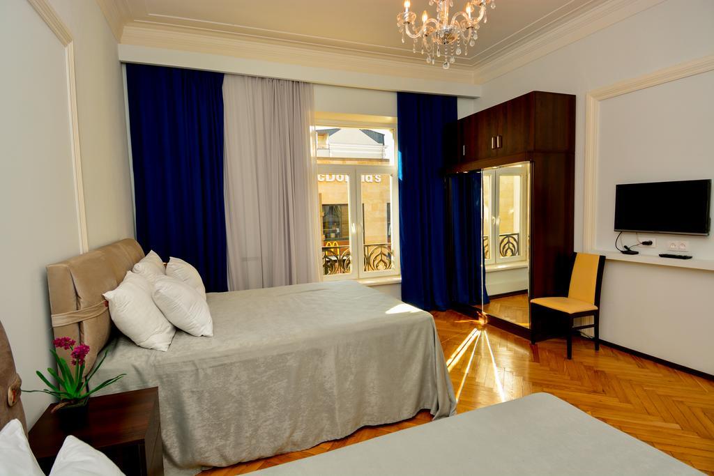 Gio's Apartment