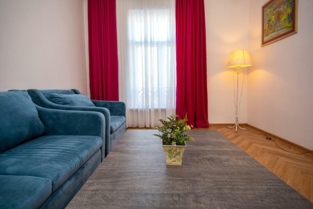 Gio's Apartment